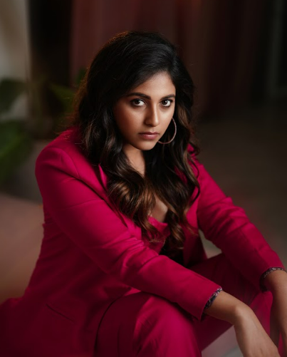 Anjali in Fuchsia Power Suit Online