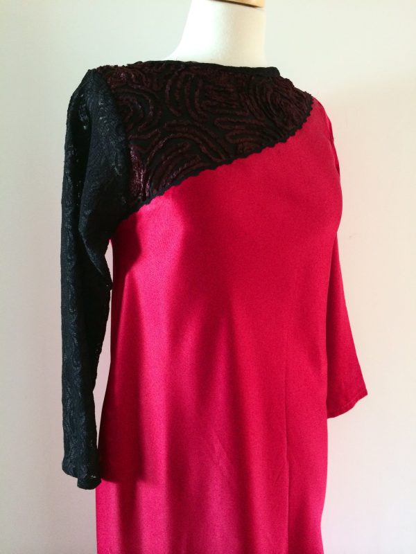 Red Aqua Asymmetric dress with a Lace Sleeve Supply