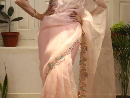 Rosebud Peony Saree For Discount